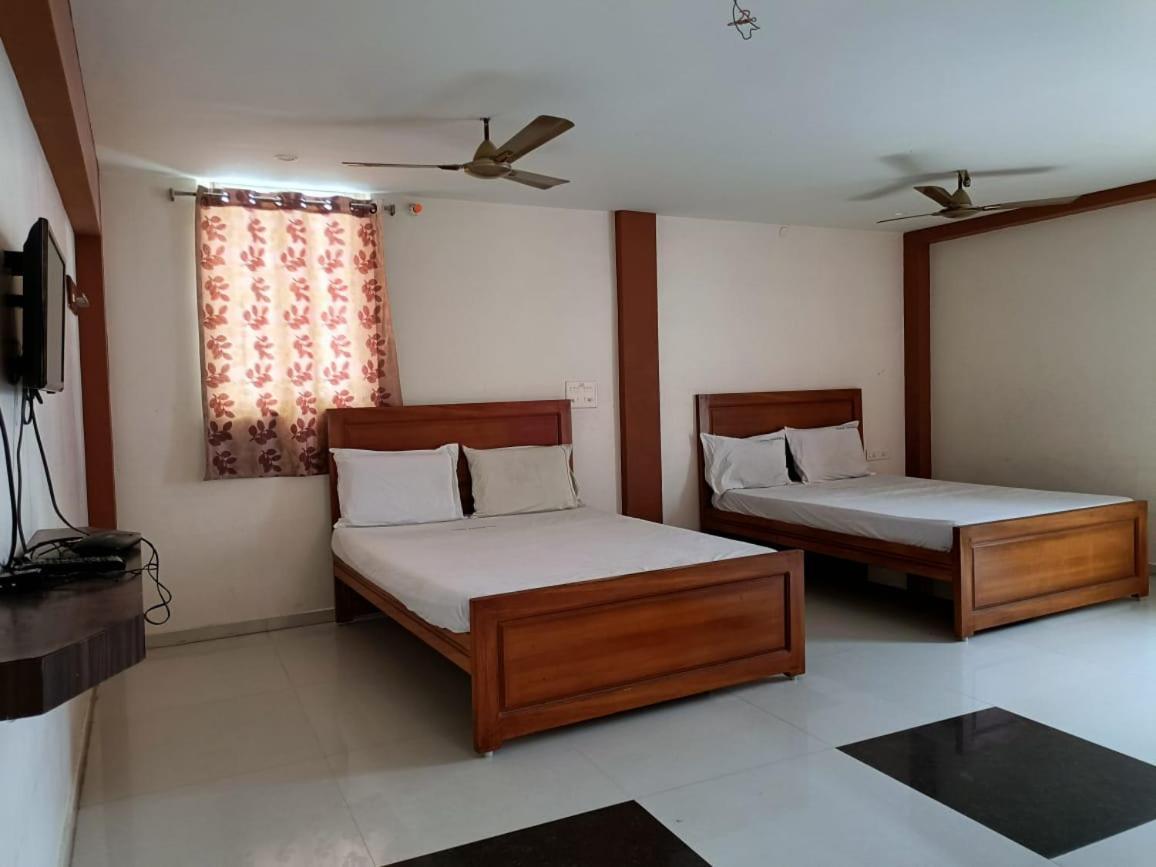 Hotel Duwaraka Rāmeswaram Esterno foto