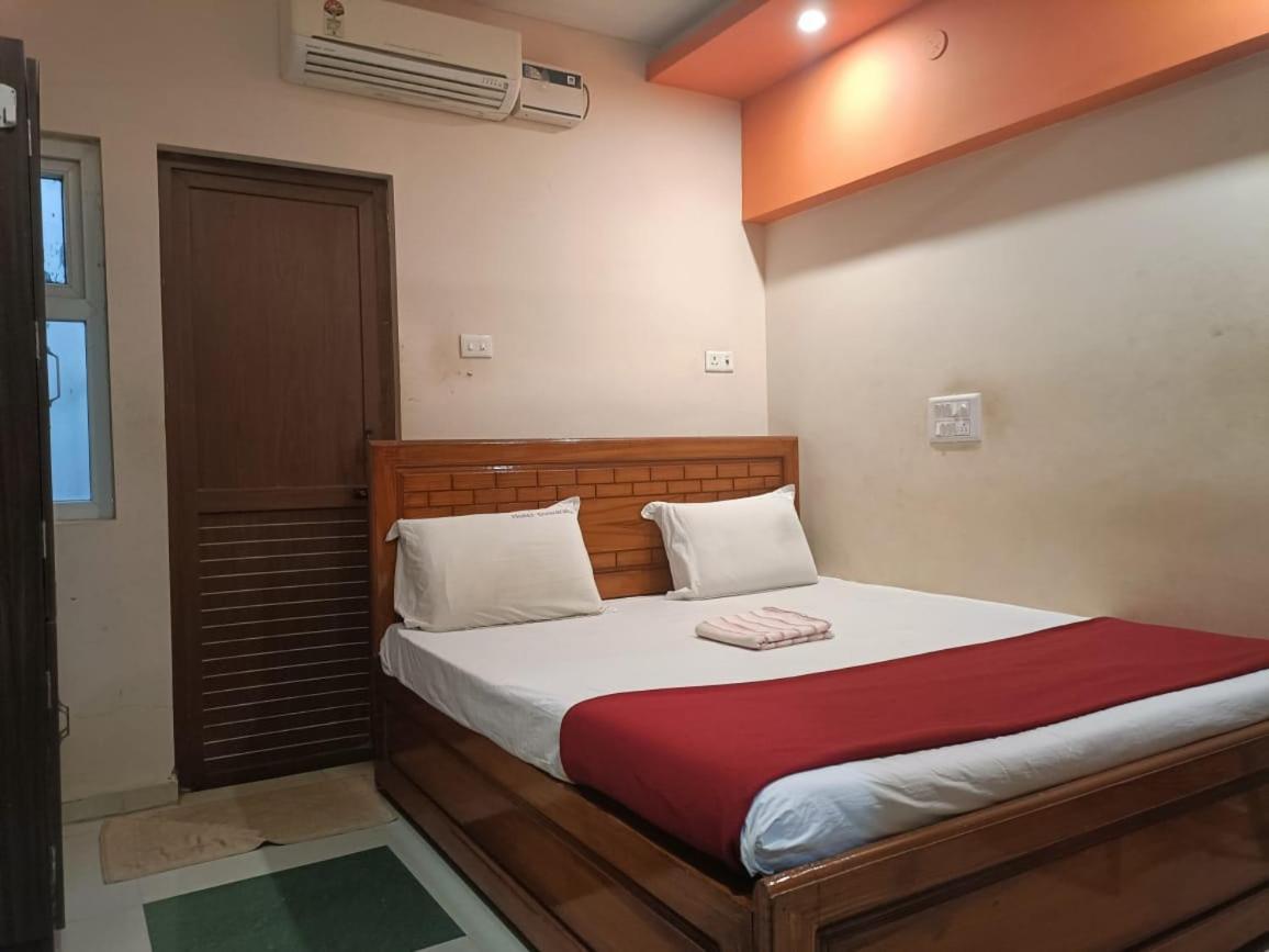 Hotel Duwaraka Rāmeswaram Esterno foto